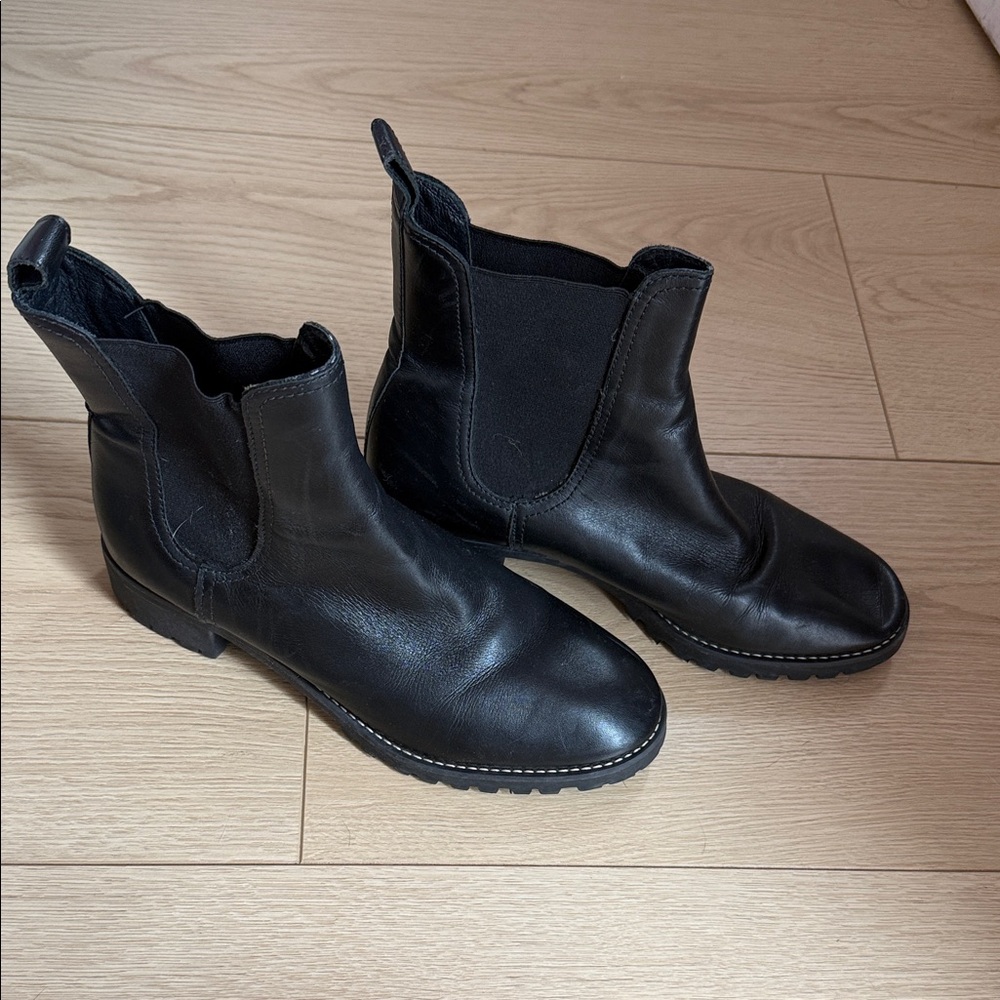 Black Ankle Boots for Women